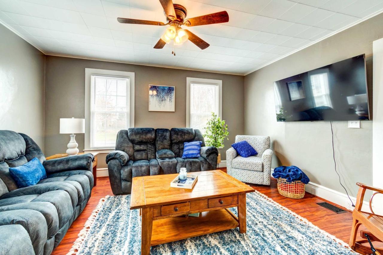 Sodus Point Home - Walkable To Beach! Exterior photo