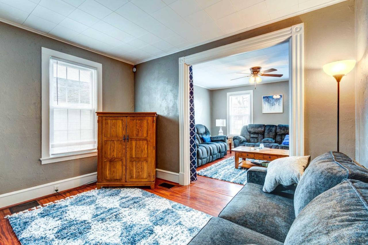 Sodus Point Home - Walkable To Beach! Exterior photo