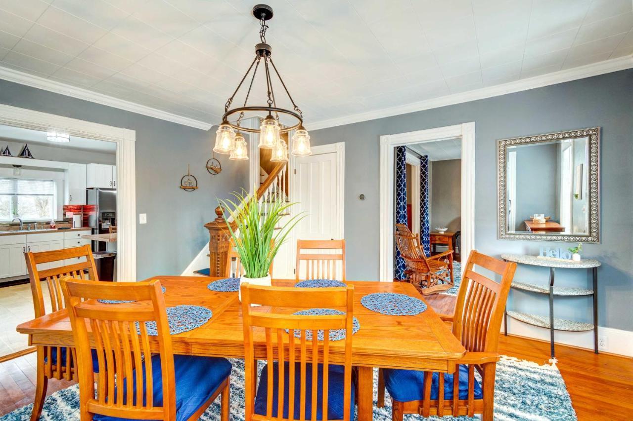 Sodus Point Home - Walkable To Beach! Exterior photo